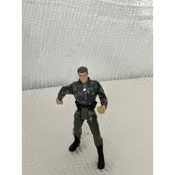 JURASSIC PARK 2000 Military Commander 4" Action Figure GRAY Hasbro B2 - Picture 1 of 6
